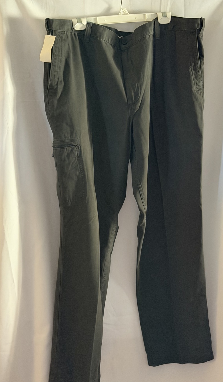 Dockers Comfort Cargo Men's Grey Pants Size 46x34 Big & Tall Flat Front Utility